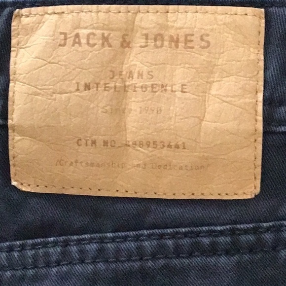 JACK and Jones regular fit black shorts XXL - Picture 5 of 7